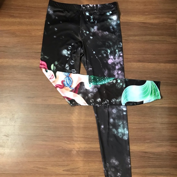 🧜🏼‍♀️ (Disney) Little Mermaid Leggings 🧜🏼‍♀️ - Picture 4 of 5